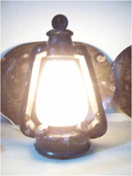 Fotografía: Proponga a vender Lámpara a pie LAMPE EN MARBRE FOSSILES D'ERFOUD
