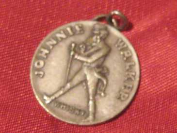 Fotografía: Proponga a vender Medalla ESVASTICA - Orden del Mérito - Entre 1917 y 1939