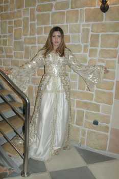 Fotografía: Proponga a vender Prenda de vestir Mujer - FAIT MAIN - 2009