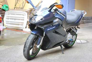 Fotografía: Proponga a vender Moto 1000 cc - APRILIA - RST FUTURA