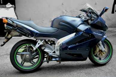 Fotografía: Proponga a vender Moto 1000 cc - APRILIA - RST FUTURA