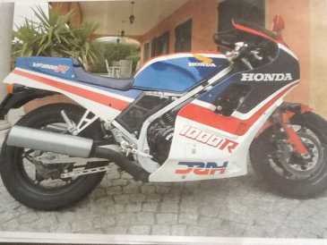 Fotografía: Proponga a vender Moto 1000 cc - HONDA - VF II
