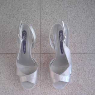 Fotografía: Proponga a vender Calzado Mujer - PEPA - SANDALO