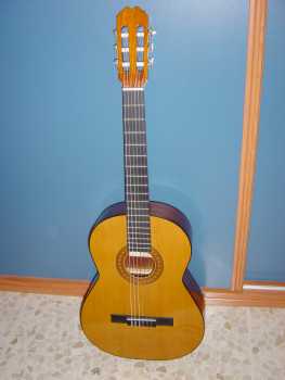 Fotografía: Proponga a vender Guitarra ADMIRA MOD LA PALOMA - ADMIRA(MOD.LA PALOMA)