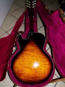 Fotografía: Proponga a vender Guitarra GIBSON - ES 175 D