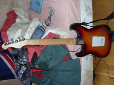 Fotografía: Proponga a vender Guitarra ARIA - ARIA