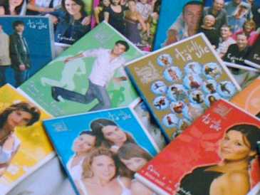 Fotografía: Proponga a vender 20 DVDs Series TV - Comedia - PLUS BELLE LA VIE - SERIE FRANCE 3