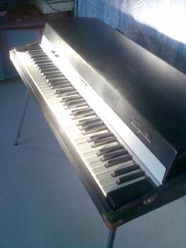 Fotografía: Proponga a vender Piano y sintetizadore FENDER - PIANO FENDER RHODES MARK 1 73 NOTES